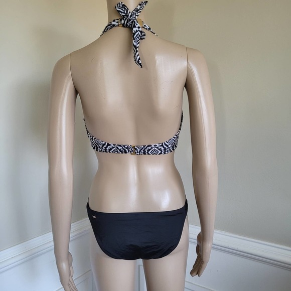 Victoria's Secret Black/White Printed Halter Padded Bikini Top Swimsuit Size M - Picture 3 of 10